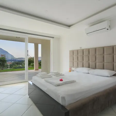 Villa Orka Residence Villas 4 *